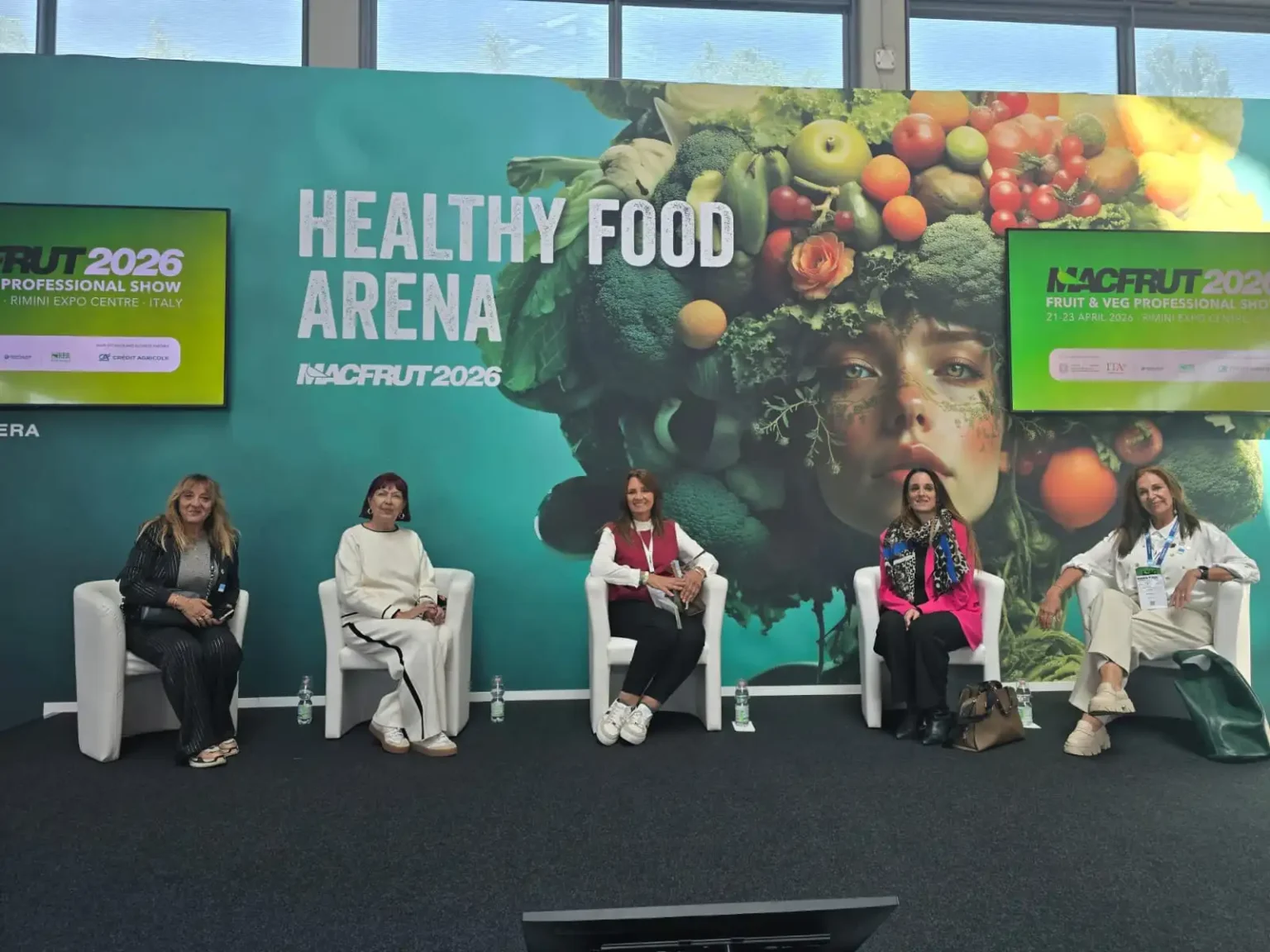 La misión comercial inició su recorrido en la MACFRUT 2026, uno de los encuentros más importantes del sector frutihortícola a nivel mundial.