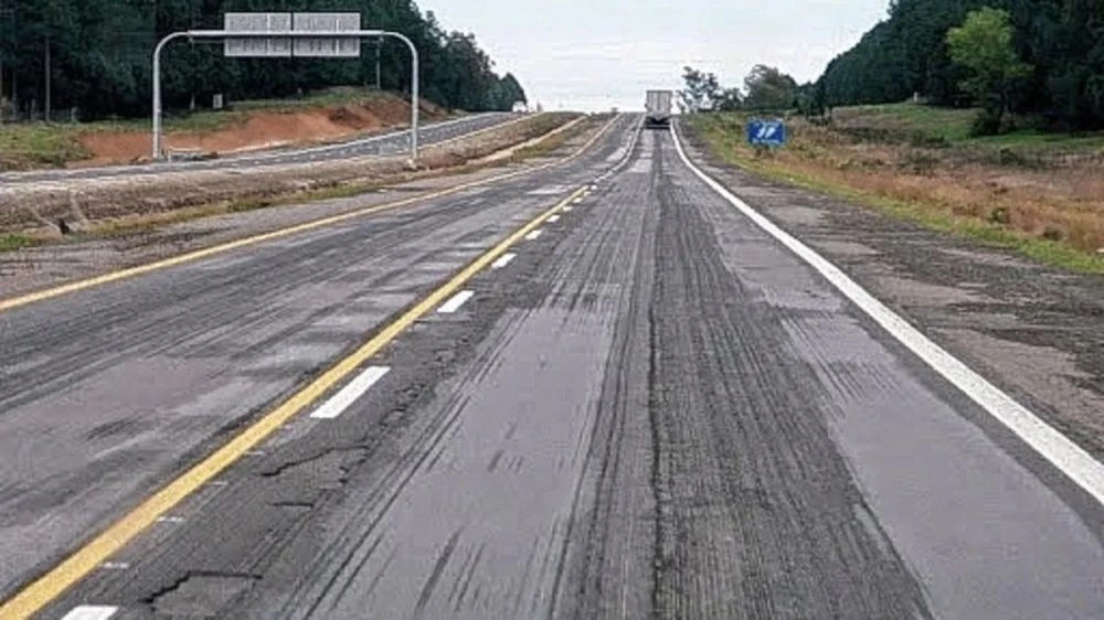Ante el freno nacional a la obra pública, Misiones arreglará tramos de la Ruta 14 en la provincia