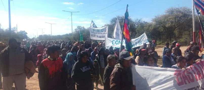 Comunidades Wichí iniciaron un acampe masivo en Chaco en reclamo de alimentos y salud