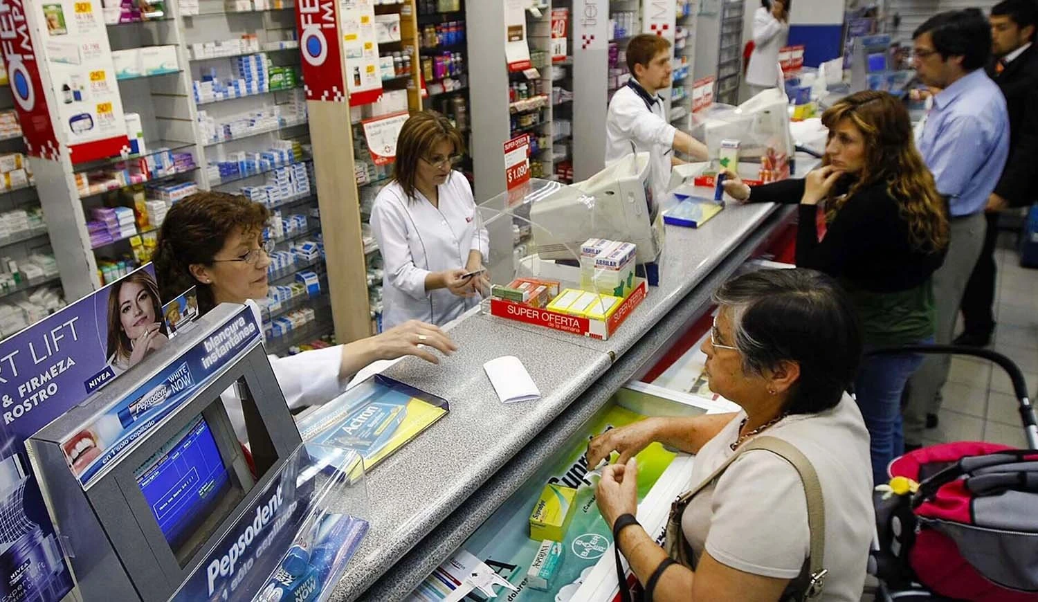 Farmacias de Corrientes alertan por la deuda de PAMI y el pago con Letras del Tesoro