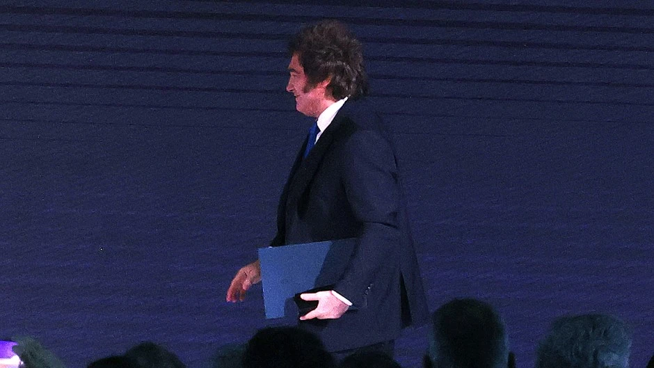 Milei oficializó el decreto que elimina controles en la designación de jueces de la Corte