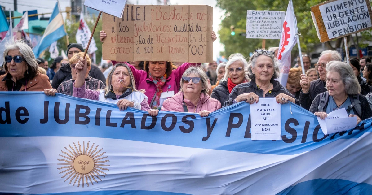 jubilados-marcha-javier-milei