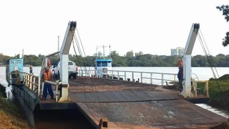 Cerraron el paso fronterizo entre Corrientes y Brasil por la crecida del río Uruguay