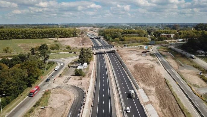 Las tarifas de peaje se actualizarán antes de aplicarse y dependerán del cumplimiento de las obras obligatorias.