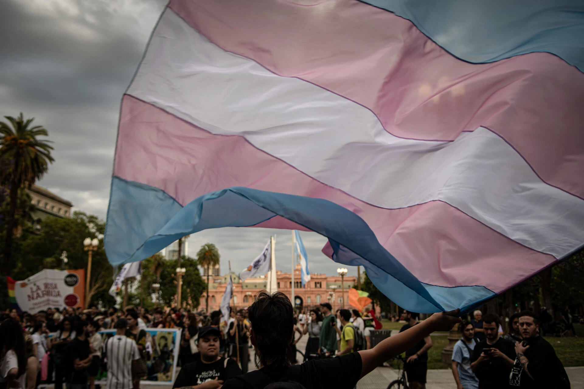Más del 60% de la población trans misionera asegura no haber finalizado sus estudios