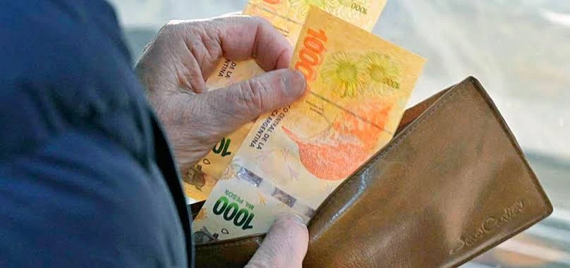 La recomposición se abonará en dos tramos y quedará por debajo de la inflación acumulada durante el primer semestre.