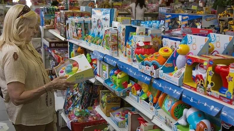 Entró en vigencia el programa Ahora Niño: habrá cuotas sin interés y reintegros en comercios adheridos