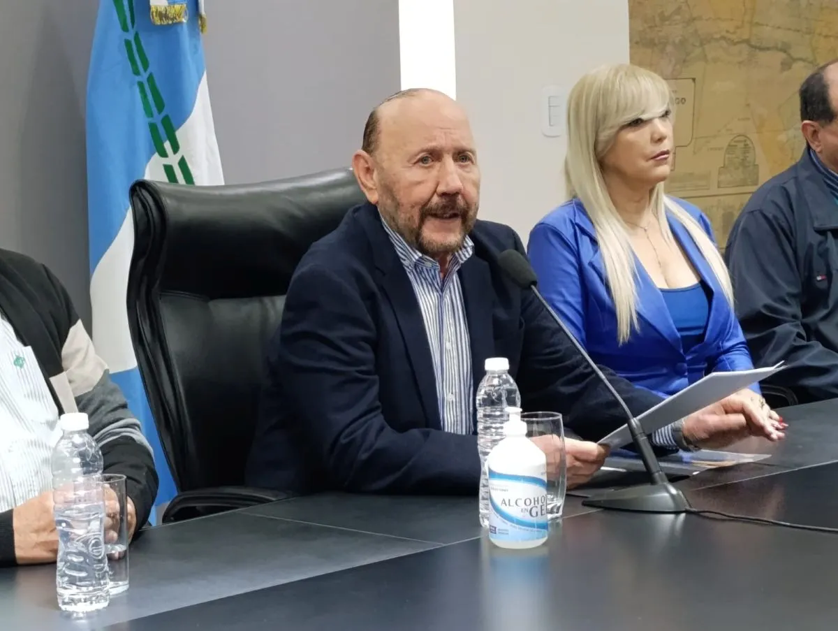 El Gobierno provincial informó que la recomposición salarial demandará un desembolso adicional de $210.000 millones con recursos propios.