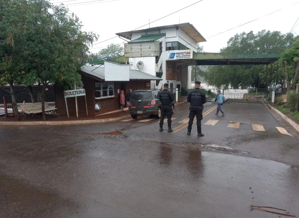 Crecida del río Uruguay: ya son tres los pasos fronterizos cerrados entre Misiones y Brasil
