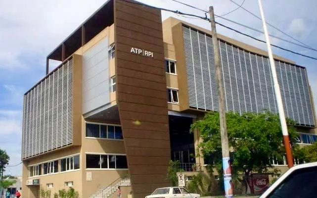 Una de las empresas oferentes ya cobró $1.800 millones por un diagnóstico previo de los sistemas tributarios del organismo.